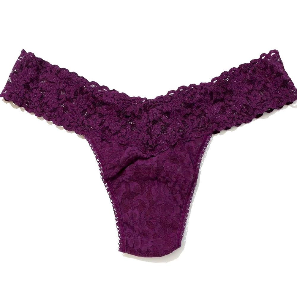 NWT in Rolled Packaging Hanky Panky Signature Lace Low Rise Thong in Stone Fruit